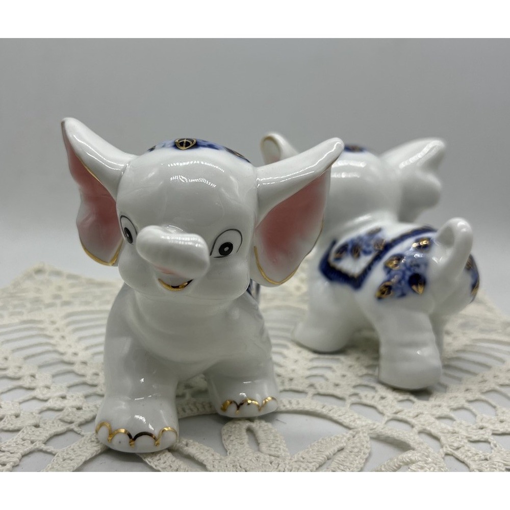 Vintage 1940's Blue White Gold Gzhel Style Porcelain Kissing Elephant Figurines - Picture 5 of 12